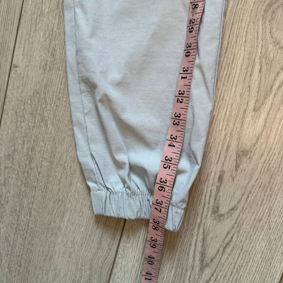 Benjamin Black Tapered Leg Jogger Cargo Pants Men's Size Small Gray Activewear - Picture 10 of 10